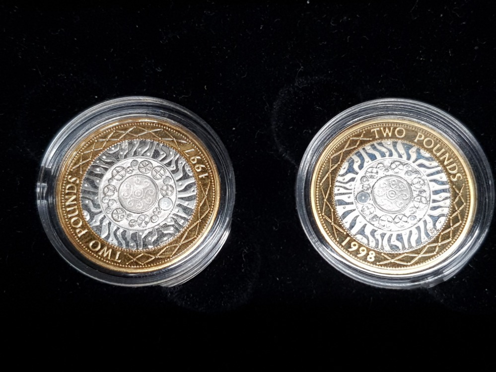 TWO UK ROYAL MINT SILVER PROOF COINS 1997 AND 1998 IN CASE OF ISSUE WITH CERTIFICATE OF - Image 2 of 3