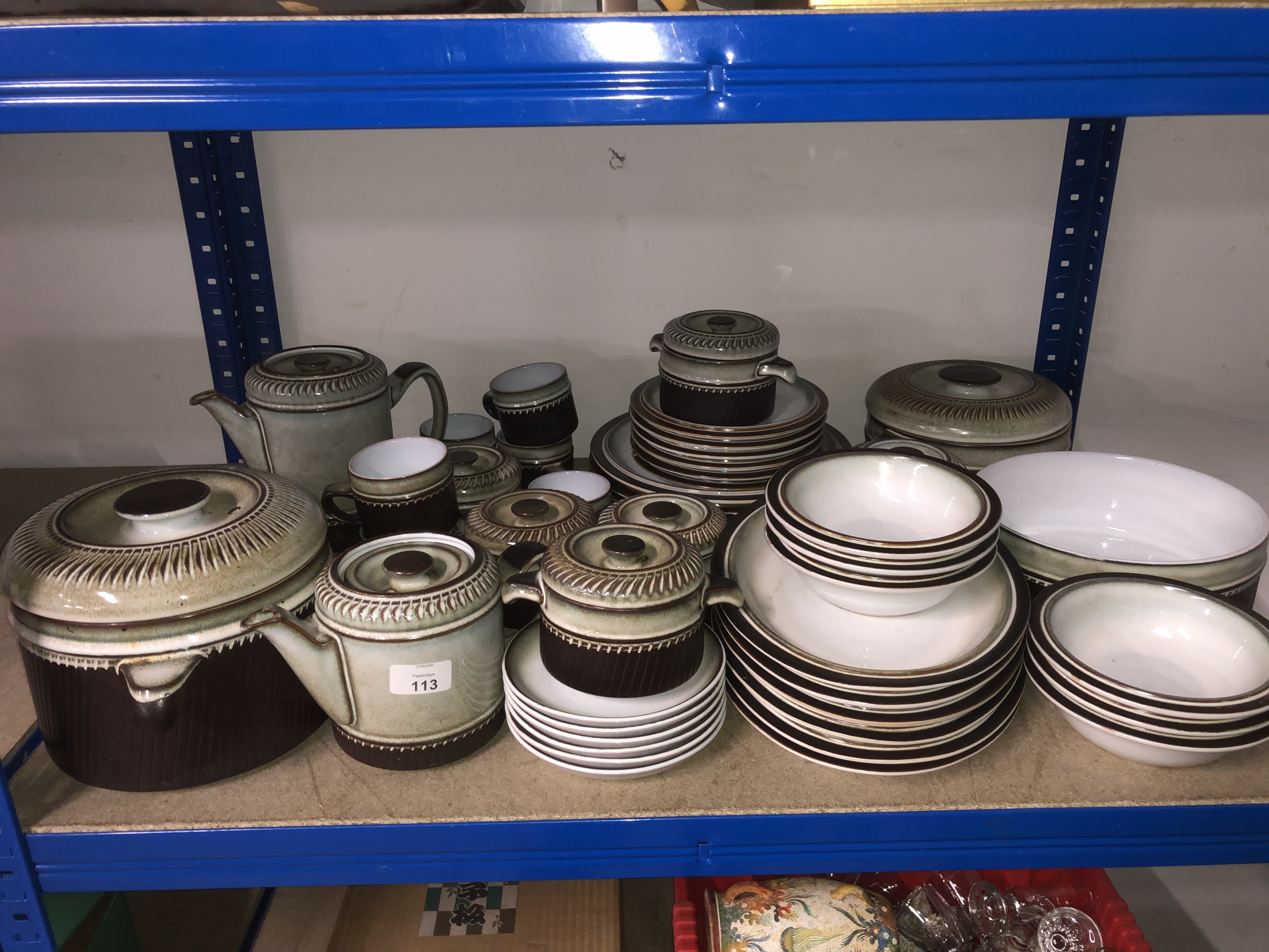 A VERY LARGE QUANTITY OF DENBY DINNER WARE