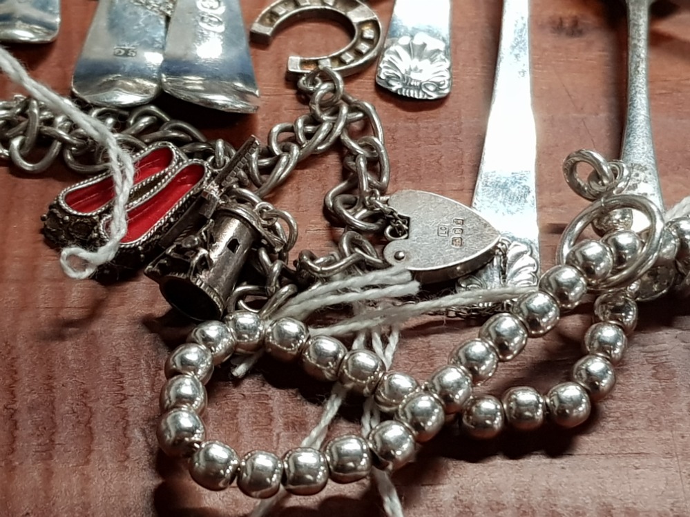 BAG OF MISCELLANEOUS HALLMARKED SILVER INCLUDES 10 SPOONS PLUS OTHER LOOSE CUTLERY, BANGLES AND - Image 3 of 3