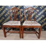 A SET OF 4 GEORGIAN MAHOGANY TAPESTRY SEATED HEPPLEWHITE STYLE CHAIRS