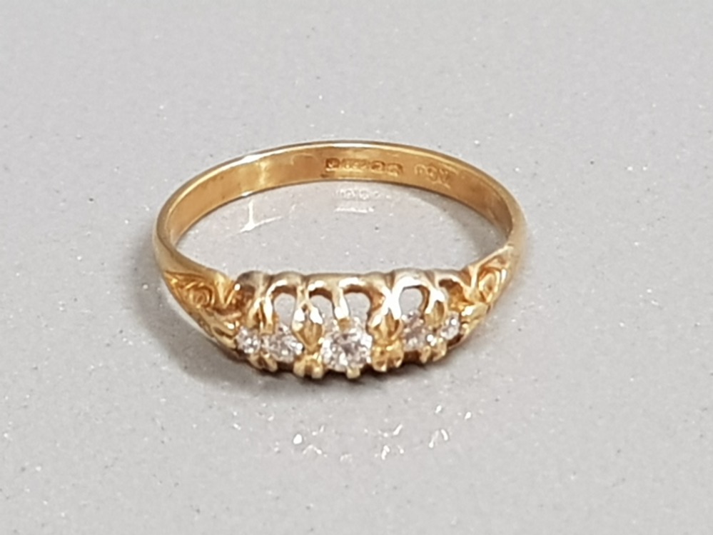 18CT GOLD FIVE STONE DIAMOND RING 2.6G SIZE Q