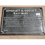 A CAST METAL SOMERSET AND DORSET RAILWAY SIGN 39CM