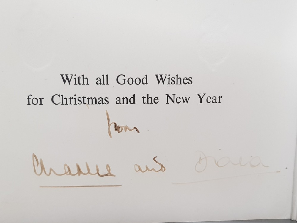 PRINCESS DIANA AND PRINCE CHARLES FOLDING CHRISTMAS CARD SIGNED BY BOTH, SLIGHT SOILING TO OUTER - Image 2 of 3