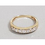 18CT GOLD SEVEN STONE DIAMOND BAND APX. 50CT 2.9G SIZE M1/2