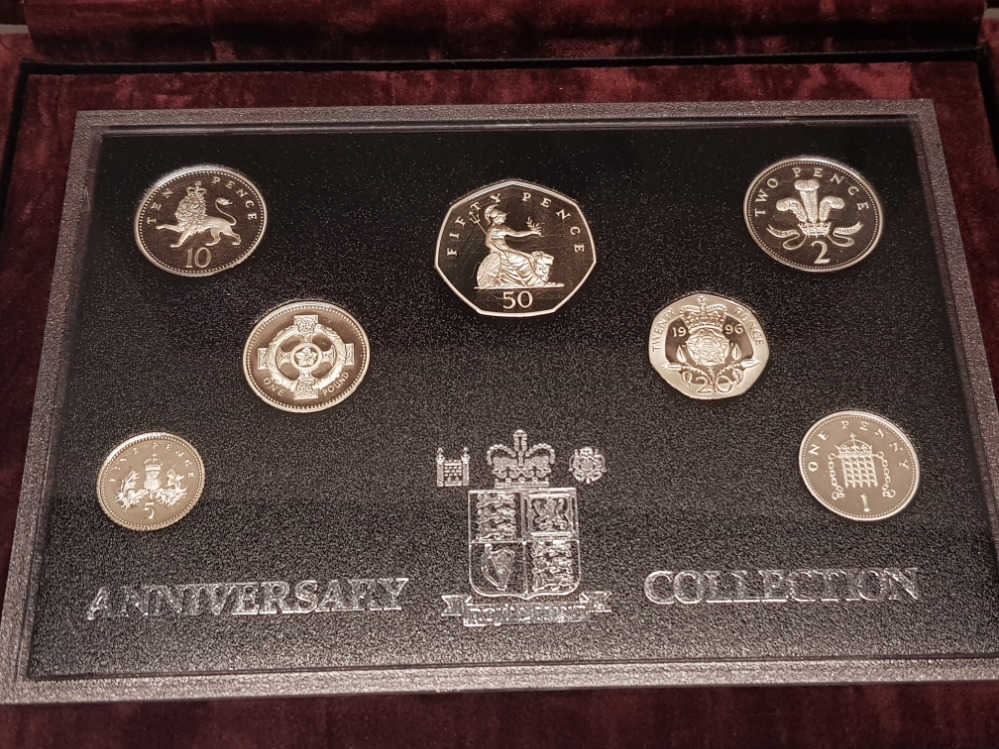 7 COIN UK ROYAL MINT 1996 SILVER PROOF ANNIVERSARY DECIMAL COIN SET IN ORIGINAL CASE WITH - Image 2 of 3