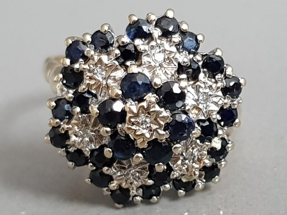 9CT GOLD SAPPHIRE AND DIAMOND CLUSTER RING 3.6G SIZE N