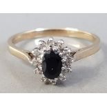 9CT YELLOW GOLD SAPPHIRE AND DIAMOND CLUSTER RING 2.4G SIZE T
