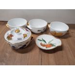 5 ROYAL WORCESTER EVESHAM SMALL BOWLS, 1 WITH LID AND SPOON REST