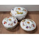 3 ROYAL WORCESTER EVESHAM ROUND AND LIDDED SERVING DISHES 9.5, 7.5 AND 6.5 INCHES