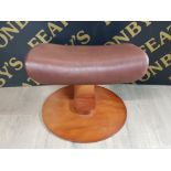 STRESS LESS STYLE FOOTSTOOL