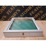 TABLE TOP LARGE LOCKABLE DISPLAY CASE 61CM BY 10CM