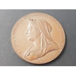 QUEEN VICTORIA 1897 DIAMOND JUBILEE HISTORICAL MEDAL IN ORIGINAL PRESENTATION BOX