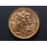 22CT GOLD 1963 FULL SOVEREIGN COIN