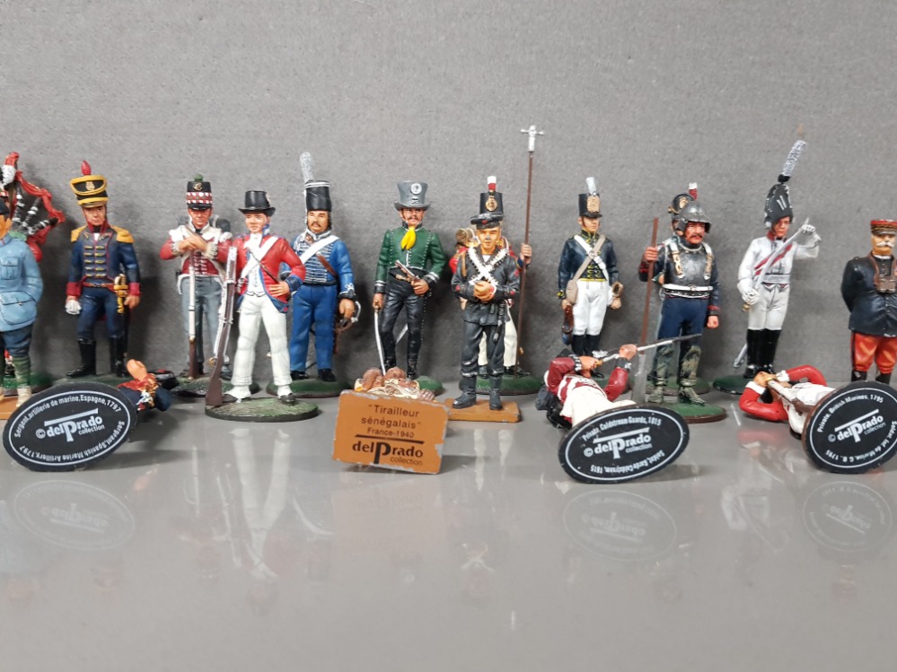 18 LEAD MILITARY DEL PRADO FIGURES - Image 2 of 2