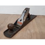 A VINTAGE STANLEY BAILEY PLANER NO 6