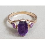 9CT GOLD AMETHYST THREE STONE RING 2.4G SIZE N