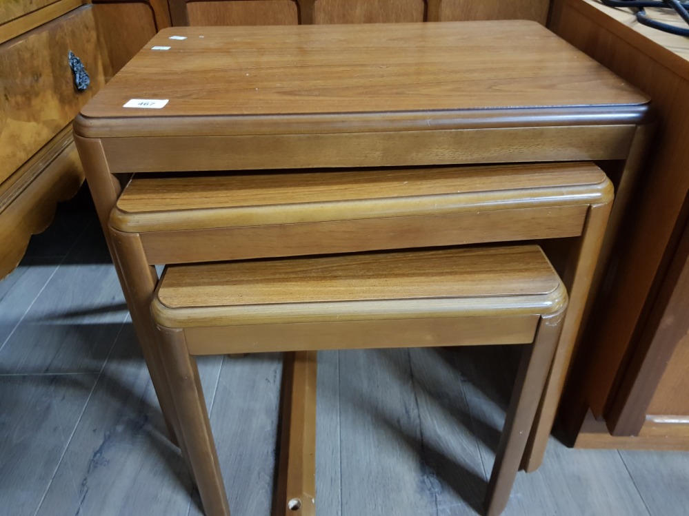 TEAK EFFECT NEST OF THREE TABLES