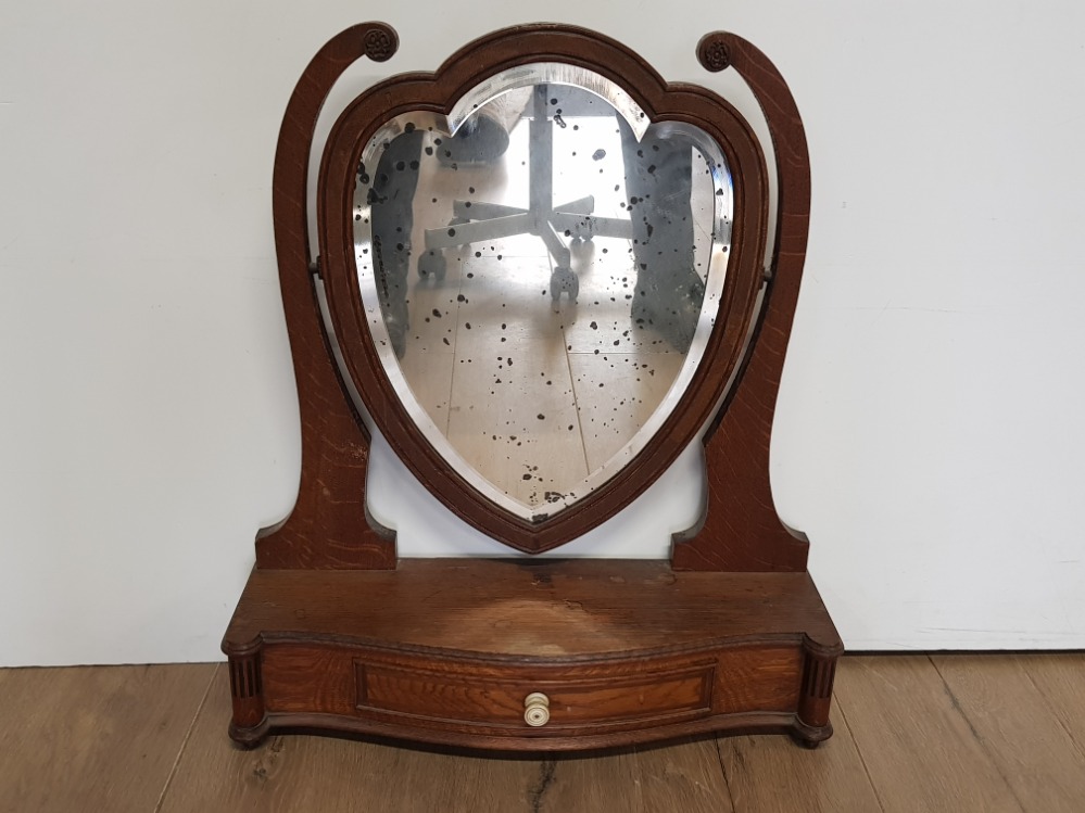 EDWARDIAN MAHOGANY BEVELLED SHIELD BACK DRESSING TABLE MIRROR WITH FITTED SINGLE DRAWER