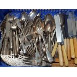 CRATE CONTAINING A LARGE QUANTITY OF SILVER PLATED CUTLERY KNIVES, FORKS, SPOONS PLUS CAKE KNIFE