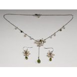 STERLING SILVER AND PEARL NECKLET AND MATCHING EARRINGS SET WITH LIME GREEN CRYSTALS