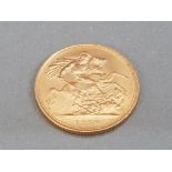 22CT GOLD 1958 SOVEREIGN COIN