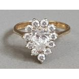 9CT GOLD PEAR SHAPE AND ROUND CUT CZ CLUSTER RING 2.9G SIZE M