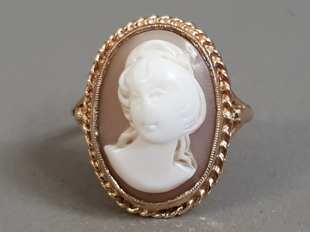 9CT YELLOW GOLD CAMEO RING 4.5G SIZE N1/2