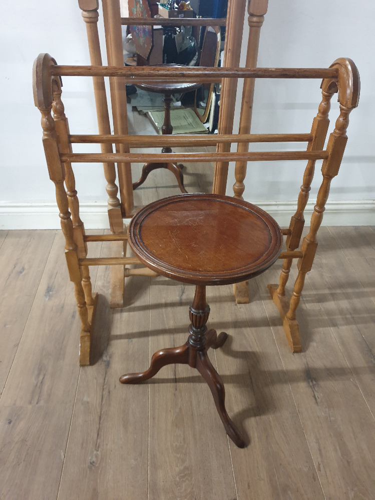 PINE CHEVAL MIRROR TOGETHER WITH A PINE TOWEL RACK AND A MAHOGANY OCCASIONAL TABLE - Image 2 of 3