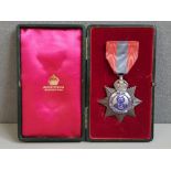 KING EDWARD VII IMPERIAL SERVICE MEDAL, 1ST TYPE STAR SURROUND FOR GENTLEMAN AND IN ORIGINAL BOX