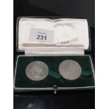 2 EDWARDIAN SILVER HALF CROWNS 1908+1910 IN FITTED CASE 27.8GRAMS