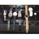 LADIES AND GENTS WRISTWATCHS TO INCLUDE TIMEX ACCOURIST CASTLE AND OTHERS. 7