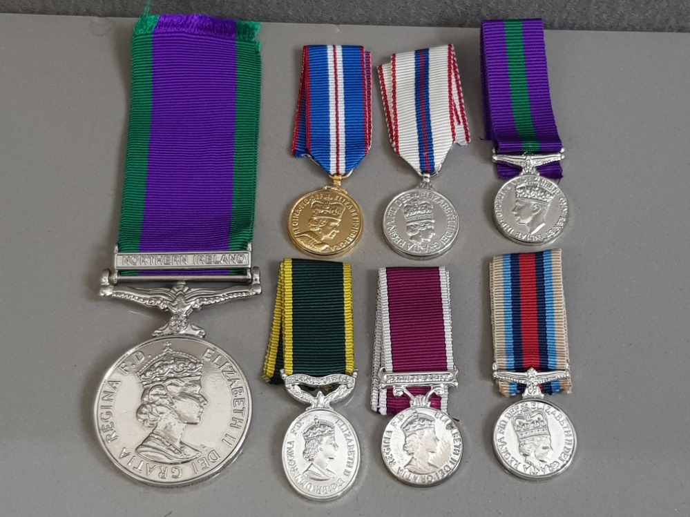 CAMPAIGN SERVICE MEDAL, CLASP NORTHERN IRELAND AWARDED TO 23944755 W.O.2 B.CARTWRIGHT R.SIGS-