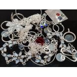 BAG OF MISCELLANEOUS JEWELLERY, ALSO INCLUDES HALLMARKED SILVER AND ENAMELLED SHIP ANCHOR BADGE ETC