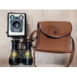 VINTAGE BRASS BINOCULARS AND BROWNIE CAMERA MODEL C IN CARRY BAG