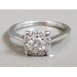 9XT WHITE GOLD DIAMOND CLUSTER SOLITAIRE RING 3G SIZE L1/2