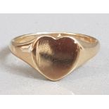 9CT YELLOW GOLD HEART SIGNET RING 2.2G SIZE J