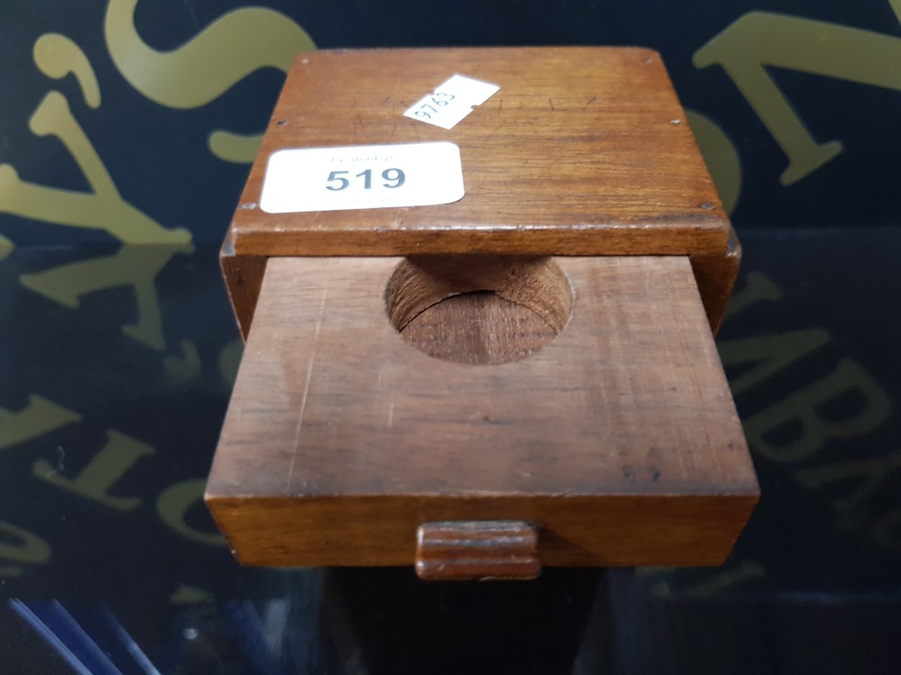 A MID 20TH CENTURY MAHOGANY MONEY BOX WITH SLIDE HINGED RECEIVER IN THE FORM OF A CHEST OF DRAWERS - Image 2 of 3