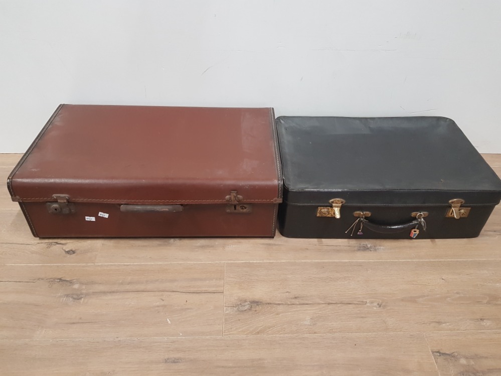 2 VINTAGE SUITCASES INC LEATHER PIONEER LUGGAGE AND ANTLER