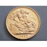 22CT GOLD 1958 FULL SOVEREIGN COIN