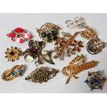 12 HIGHLY DECORATIVE VINTAGE BROOCHES INCLUDES CZ MUSICAL NOTE ETC
