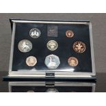 A ROYAL MINT 1984 UK PROOF SET IN DE LUXE CASE