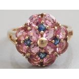 9CT YELLOW GOLD PINK AND BLUE CUBIC ZIRCONIA CLUSTER RING, 3G SIZE N1/2