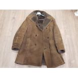 A VINTAGE GENTS SHEEPSKIN COAT BY BAILYS GLASTONBURY WITH 6 LEATHER BUTTONS SIZE L
