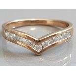 9CT YELLOW GOLD DIAMOND WISHBONE RING, 1.9G SIZE N1/2