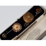VICTORIAN GOLD PLATED COSTUME JEWELLERY BROOCH, LOCKET AND 2 STICK PINS, BOXED