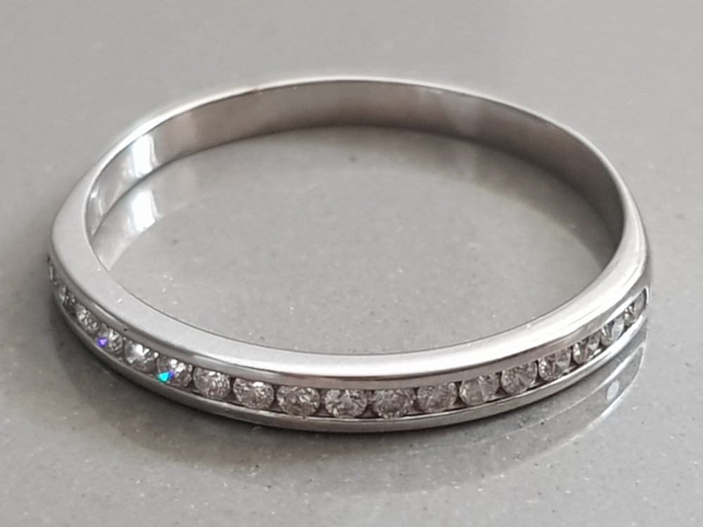 9CT WHITE GOLD HALF ETERNITY BAND 1.2G SIZE O