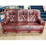 AN AMERICAN STYLE LEATHER EFFECT 3 SEATER SETTEE
