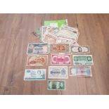 BANKNOTES WORLD SELECTION OF OVER 200 NOTES IN MIXED CIRCULATED GRADES
