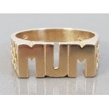 9CT YELLOW GOLD MUM RING, 3.7G SIZE O 1/2