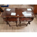 MAHOGANY INLAY NEST OF TABLES WITH GLASS TOPS